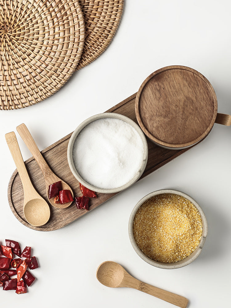 Kitchen Seasoning Ceramic Simple Salt Pot Acacia Wood Tray With Cover