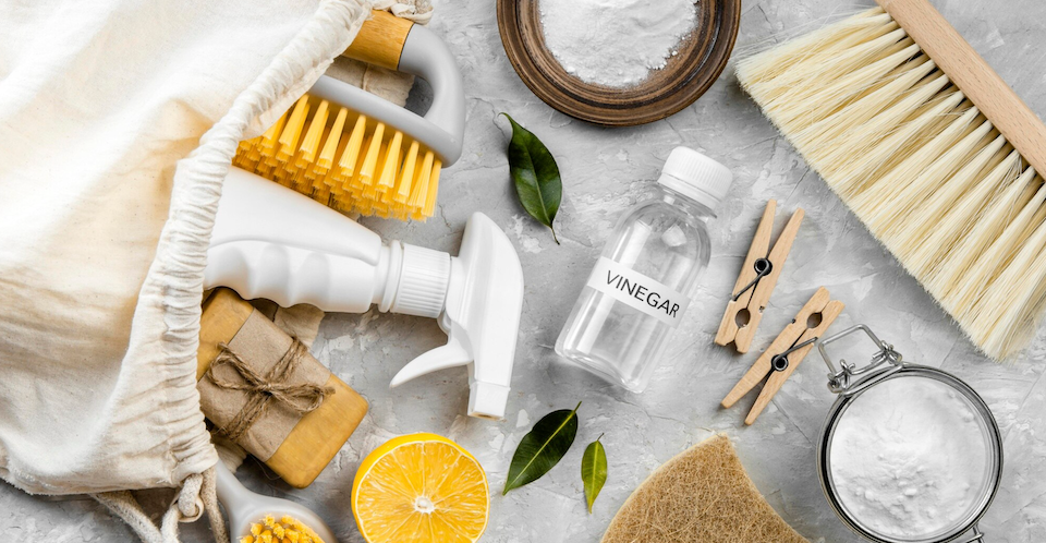 The Best Eco Friendly Cleaning Products Bundle for a Greener Home