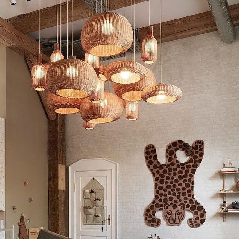 pastoral-style-living-room-nordic-rattan-chandelier