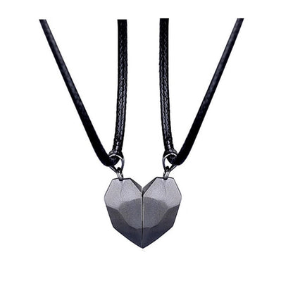 Creative Magnet Love Heart Broken Men And Women Necklace