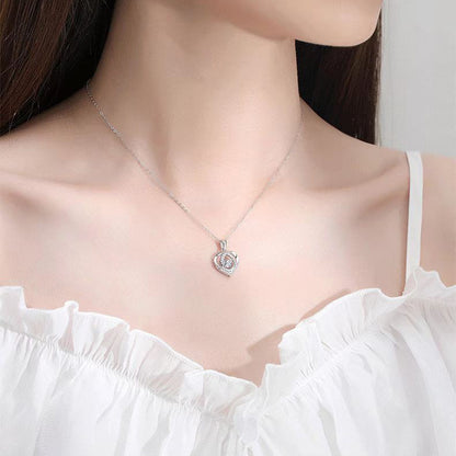 Beating Heart-shaped Luxury Love Rhinestones Necklace