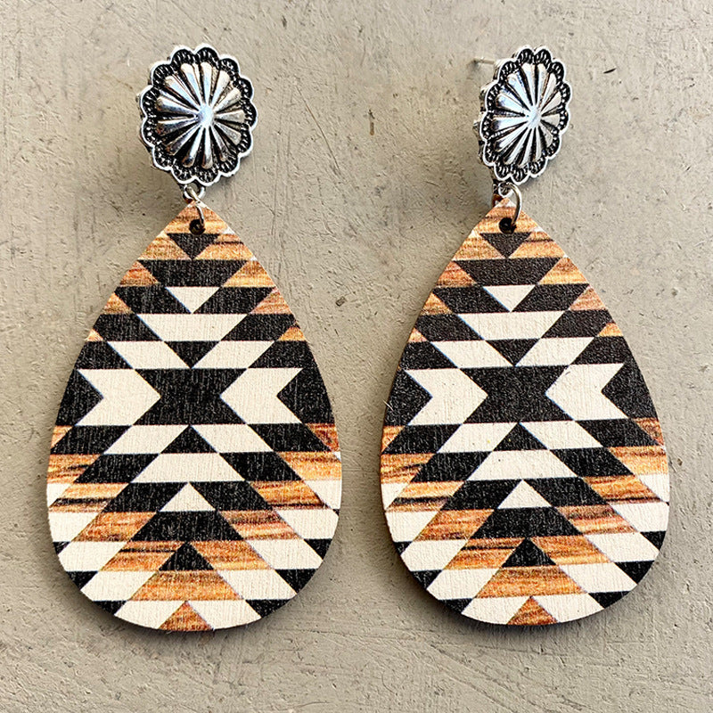 Women's Fashion Retro Geometric Wooden Earrings